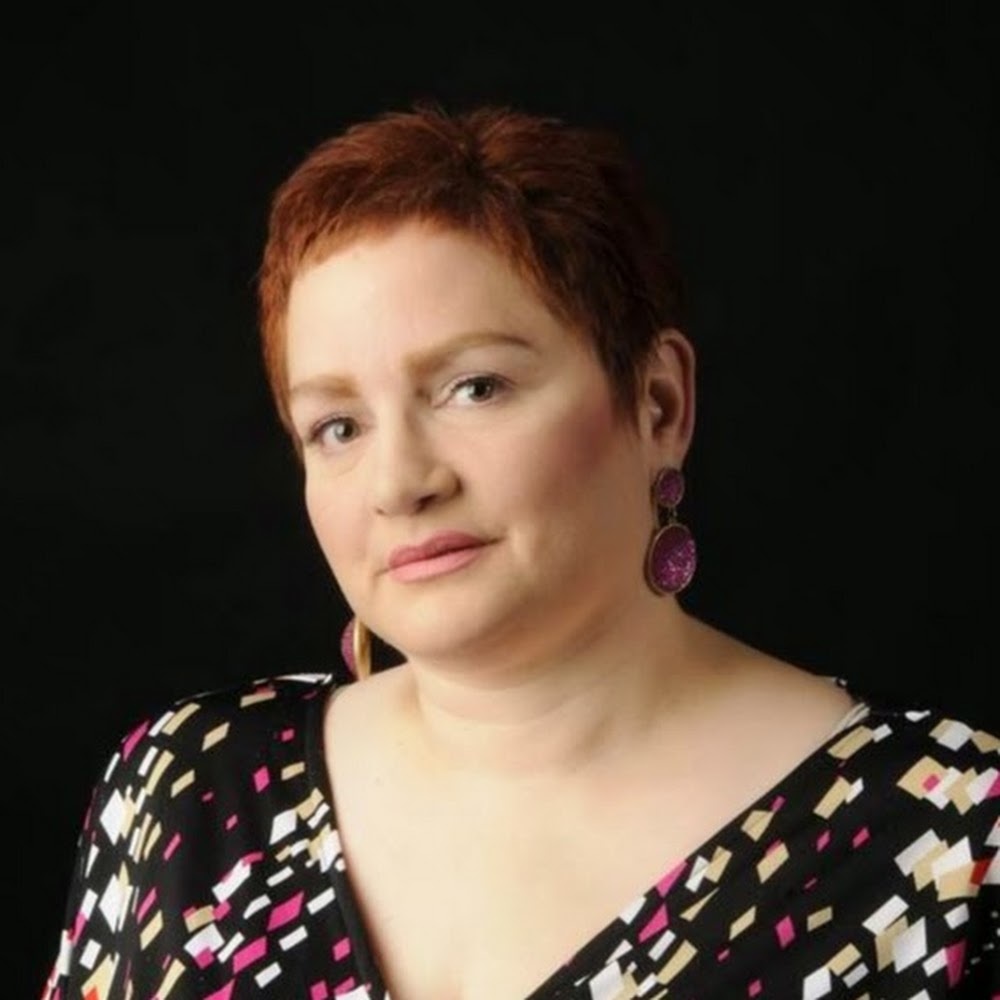 Meet your Posher, Shana